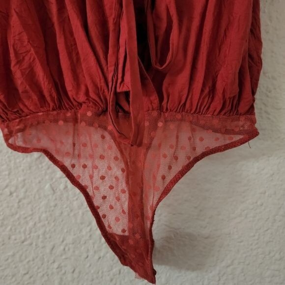 Free People Call Me Later Ruffle Sleeves Bodysuit in Rust Red Women's Size XS - Picture 3 of 8